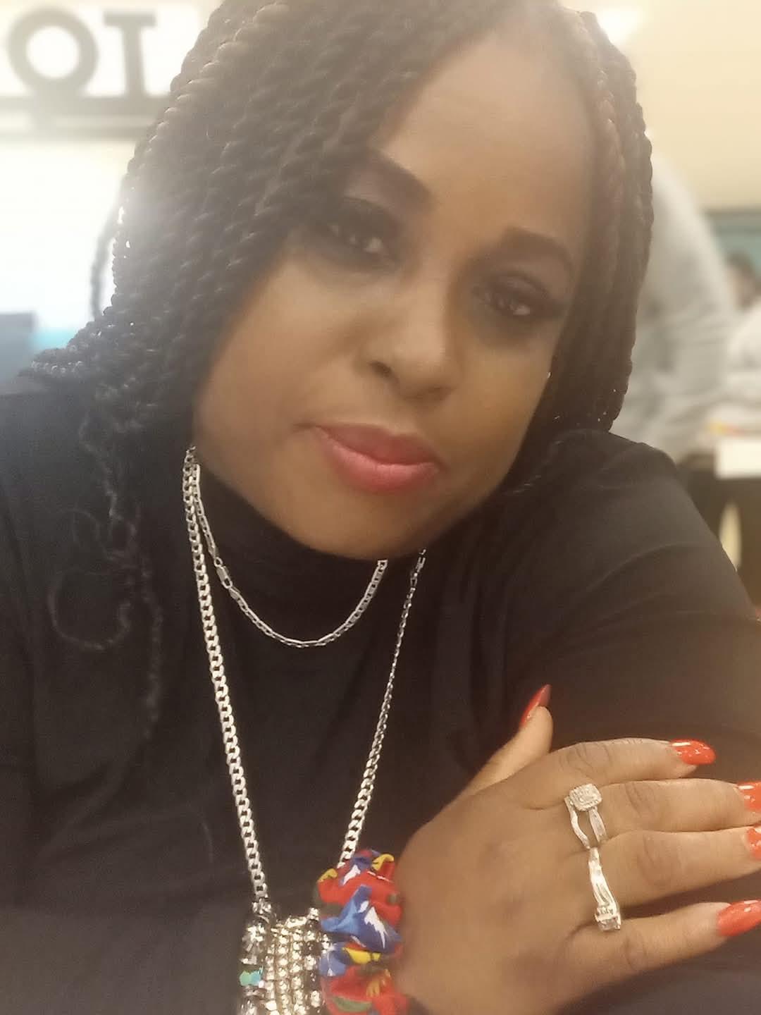 Muneerah Choice - Founder